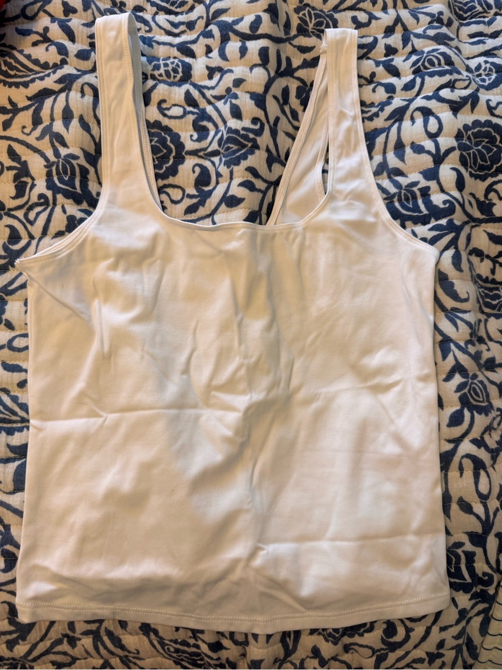 Alo Yoga White Tank